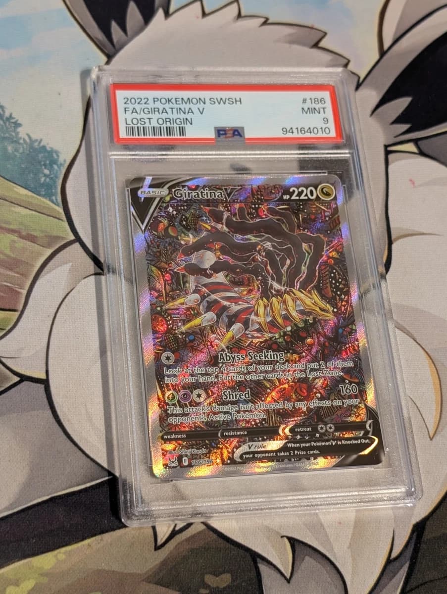 Giratina V (Alternate Full Art) 186/196 Swsh11: Lost Origin PSA 9